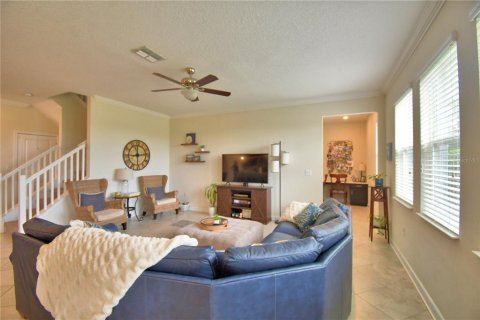 House in Davenport, Florida 5 bedrooms, 304.91 sq.m. № 1769695 - photo 17