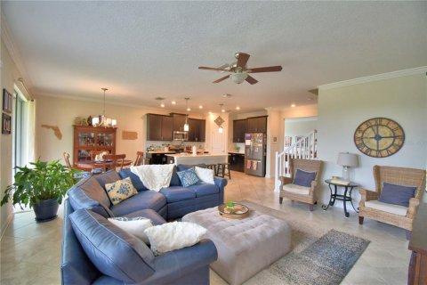 House in Davenport, Florida 5 bedrooms, 304.91 sq.m. № 1769695 - photo 19