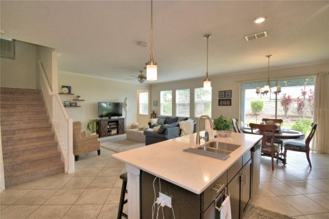 House in Davenport, Florida 5 bedrooms, 304.91 sq.m. № 1769695 - photo 25