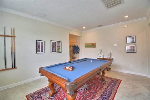 House in Davenport, Florida 5 bedrooms, 304.91 sq.m. № 1769695 - photo 12