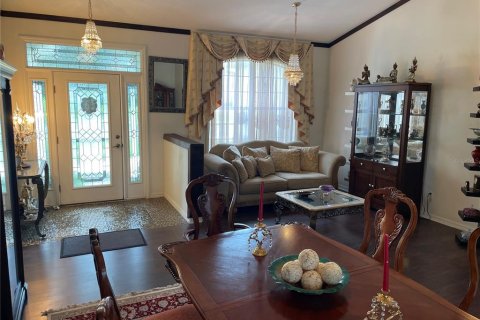 House in SOUTHERN PINES in Clermont, Florida 4 bedrooms, 246.19 sq.m. № 1858325 - photo 5