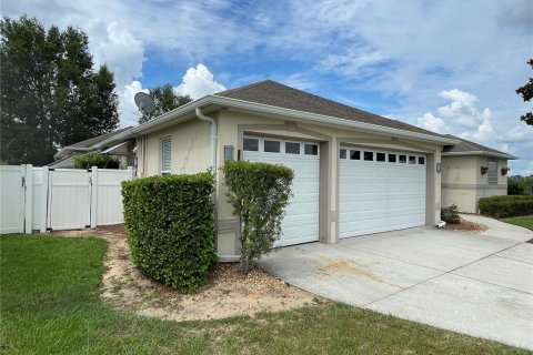 House in SOUTHERN PINES in Clermont, Florida 4 bedrooms, 246.19 sq.m. № 1858325 - photo 25