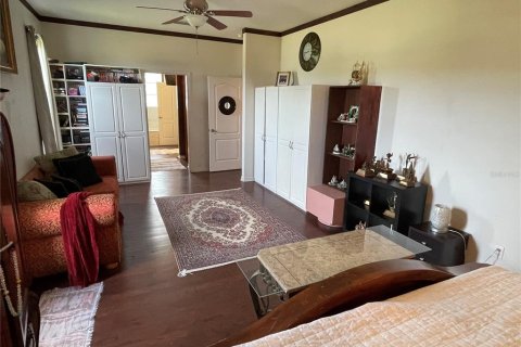 House in SOUTHERN PINES in Clermont, Florida 4 bedrooms, 246.19 sq.m. № 1858325 - photo 15