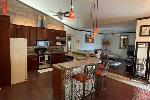 House in SOUTHERN PINES in Clermont, Florida 4 bedrooms, 246.19 sq.m. № 1858325 - photo 6