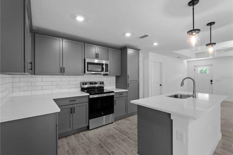 Casa en venta en Port Charlotte, Florida, 3 dormitorios, 116.31 m2 № 1526694 - foto 4