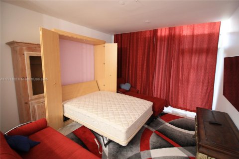 Copropriété à louer à Sunny Isles Beach, Floride: 51.1 m2 № 1763452 - photo 23
