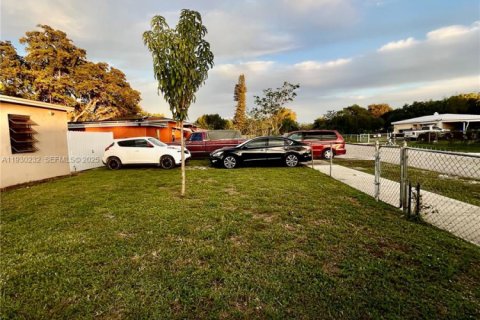 Villa ou maison à vendre à Fort Lauderdale, Floride: 3 chambres, 86.96 m2 № 1989029 - photo 3