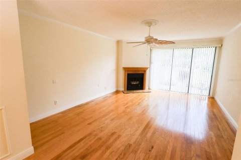 Condo in Winter Haven, Florida, 2 bedrooms  № 1907991 - photo 2