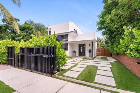 Casa en venta en West Palm Beach, Florida, 4 dormitorios, 257.06 m2 № 2185549 - foto 4