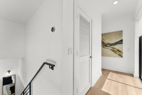 Casa en venta en West Palm Beach, Florida, 4 dormitorios, 257.06 m2 № 2185549 - foto 26