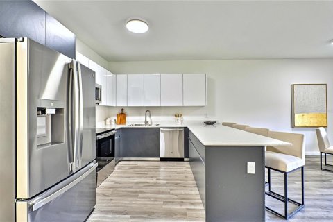 Condominio en venta en Gainesville, Florida, 3 dormitorios, 125.33 m2 № 1829989 - foto 5