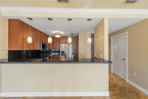 Casa en alquiler en North Miami Beach, Florida, 3 dormitorios, 209.49 m2 № 2030610 - foto 16