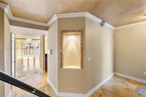 Casa en alquiler en North Miami Beach, Florida, 3 dormitorios, 209.49 m2 № 2030610 - foto 21