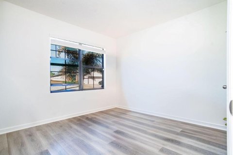 Casa en venta en Vero Beach, Florida, 3 dormitorios, 156.54 m2 № 2246582 - foto 23