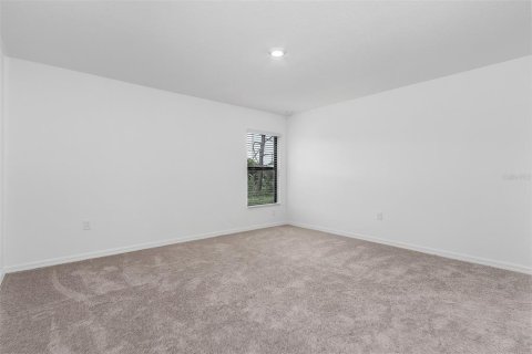 House in Port Charlotte, Florida 3 bedrooms, 135.73 sq.m. № 1107167 - photo 10