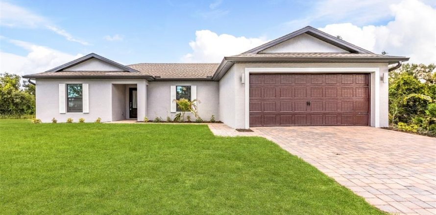 House in Port Charlotte, Florida 3 bedrooms, 135.73 sq.m. № 1107167