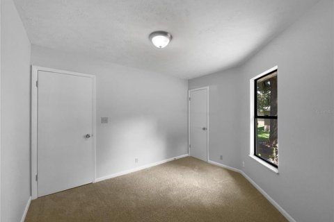 House in Ocala, Florida 3 bedrooms, 100.15 sq.m. № 1913689 - photo 19