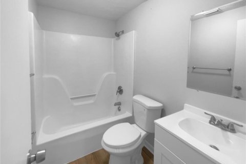 House in Ocala, Florida 3 bedrooms, 100.15 sq.m. № 1913689 - photo 7