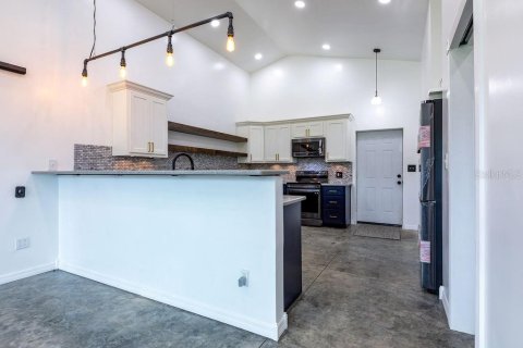 Casa en venta en Starke, Florida, 1 dormitorio, 107.4 m2 № 1761391 - foto 5