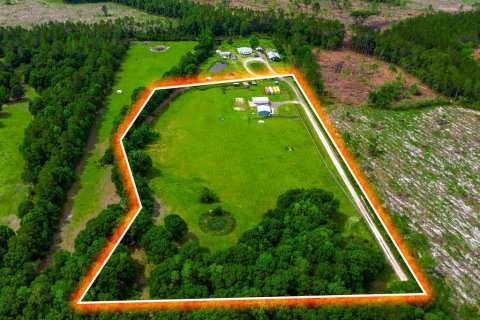 Casa en venta en Starke, Florida, 1 dormitorio, 107.4 m2 № 1761391 - foto 2