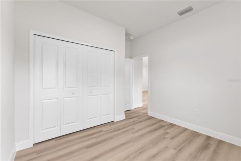 House in Ocala, Florida 4 bedrooms, 173.26 sq.m. № 1902164 - photo 2