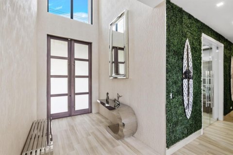Casa en venta en Fort Lauderdale, Florida, 5 dormitorios, 686.83 m2 № 2271204 - foto 12