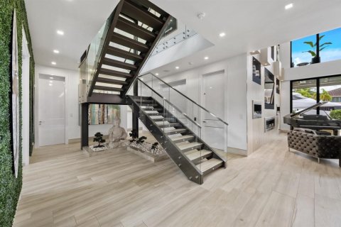 Casa en venta en Fort Lauderdale, Florida, 5 dormitorios, 686.83 m2 № 2271204 - foto 26