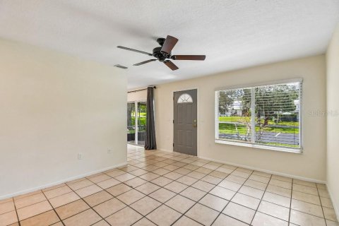 Townhouse in Altamonte Springs, Florida 2 bedrooms, 106.28 sq.m. № 2220489 - photo 11