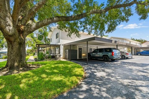 Townhouse in Altamonte Springs, Florida 2 bedrooms, 106.28 sq.m. № 2220489 - photo 5