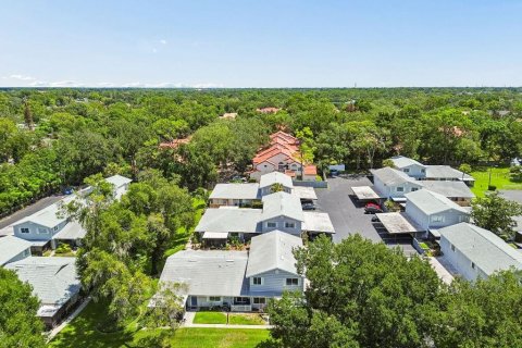 Townhouse in Altamonte Springs, Florida 2 bedrooms, 106.28 sq.m. № 2220489 - photo 30