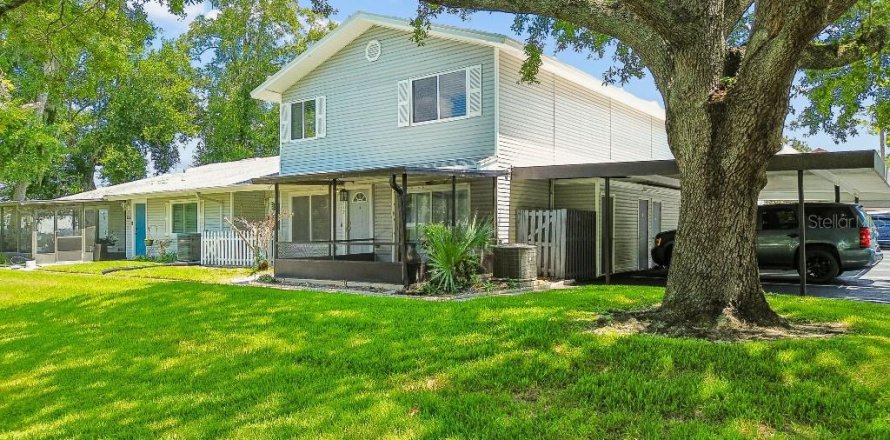 Townhouse in Altamonte Springs, Florida 2 bedrooms, 106.28 sq.m. № 2220489
