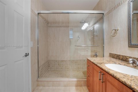 Townhouse in Doral, Florida 3 bedrooms, 159.05 sq.m. № 1775276 - photo 26