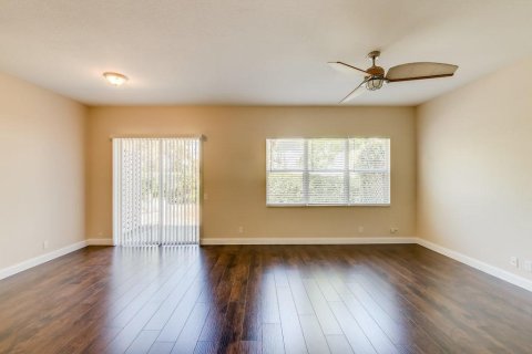 Adosado en venta en Hypoluxo, Florida, 2 dormitorios, 168.52 m2 № 2268845 - foto 6