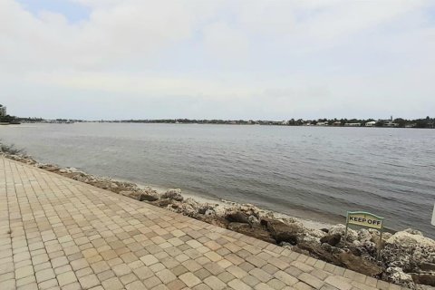 Adosado en venta en Hypoluxo, Florida, 2 dormitorios, 168.52 m2 № 2268845 - foto 14