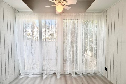 Condo in South Pasadena, Florida, 2 bedrooms  № 2199202 - photo 18