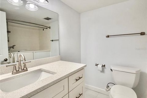 Condo in South Pasadena, Florida, 2 bedrooms  № 2199202 - photo 15