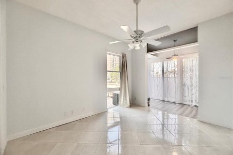 Condo in South Pasadena, Florida, 2 bedrooms  № 2199202 - photo 17