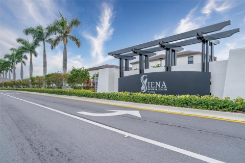 Купить таунхаус в Хомстед, Флорида 3 спальни, 123.37м2, № 2021008 - фото 7