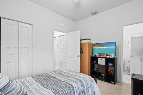 Купить таунхаус в Хомстед, Флорида 3 спальни, 123.37м2, № 2021008 - фото 18