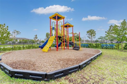 Купить таунхаус в Хомстед, Флорида 3 спальни, 123.37м2, № 2021008 - фото 3