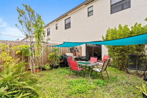 Купить таунхаус в Хомстед, Флорида 3 спальни, 123.37м2, № 2021008 - фото 25