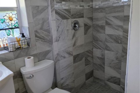 Снять в аренду квартиру в Сент-Луси, Флорида 1 спальня, № 1981800 - фото 16