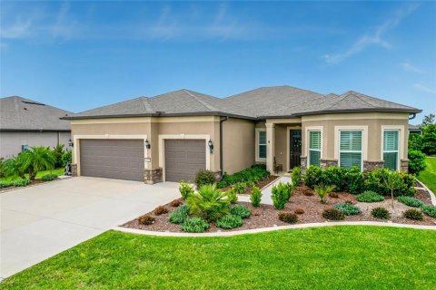 House in Ocala, Florida 3 bedrooms, 234.39 sq.m. № 2366505