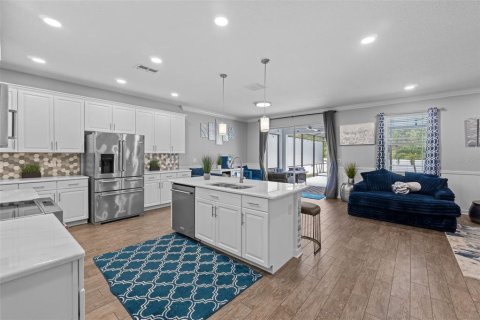 House in Saint Cloud, Florida 4 bedrooms, 276.66 sq.m. № 1848552 - photo 16