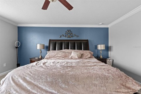 House in Saint Cloud, Florida 4 bedrooms, 276.66 sq.m. № 1848552 - photo 28