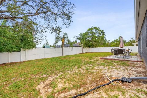 Casa en venta en Spring Hill, Florida, 4 dormitorios, 187.66 m2 № 2217913 - foto 6