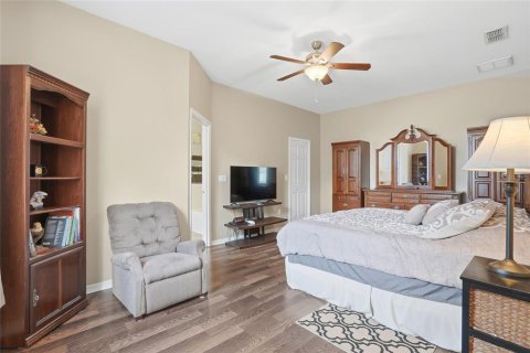 Casa en venta en Spring Hill, Florida, 4 dormitorios, 187.66 m2 № 2217913 - foto 18