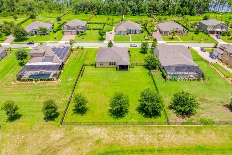 House in Orlando, Florida 4 bedrooms, 226.87 sq.m. № 2195959 - photo 29