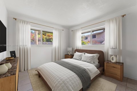 House in Oakland Park, Florida 3 bedrooms, 143.91 sq.m. № 2065458 - photo 21