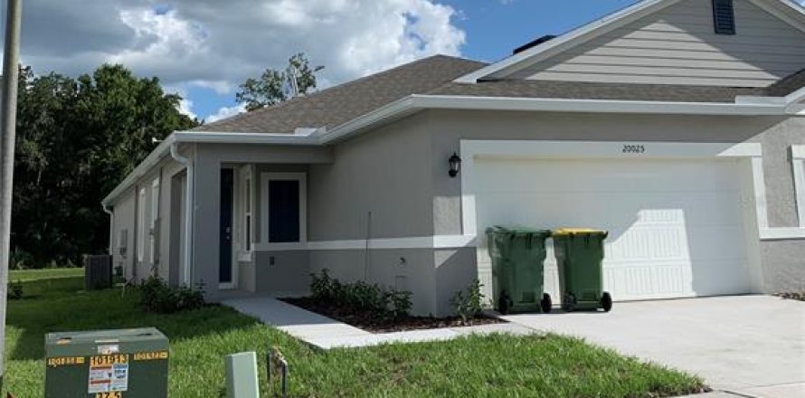 Apartment in Leesburg, Florida 3 bedrooms, 149.02 sq.m. № 1840179